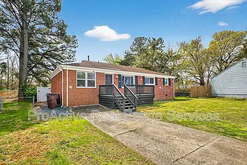 2012 Midway Ave Photo 1
