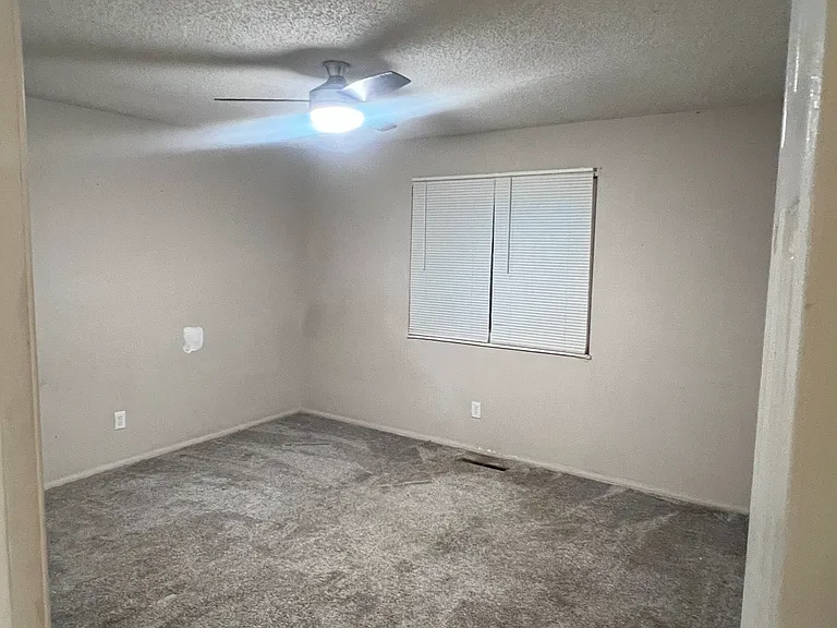 131 Springbrook Dr — Photo 22