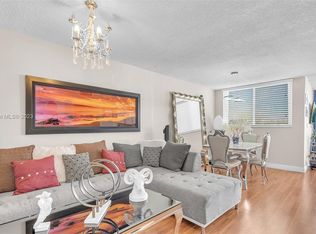 9401 SW 4th St APT 408, Miami, FL 33174