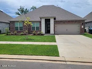 4 bed, 2346 sqft, $2,400 — Photo 1