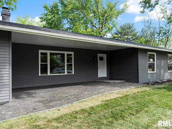 2nd image of 604 Evergreen Dr