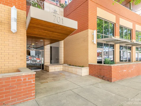 701 Royal Ct #706, Charlotte, NC 28202