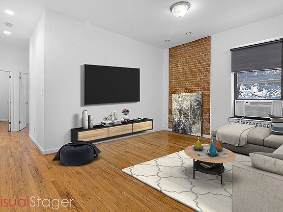 3rd image of 1402 Lexington Ave APT 1