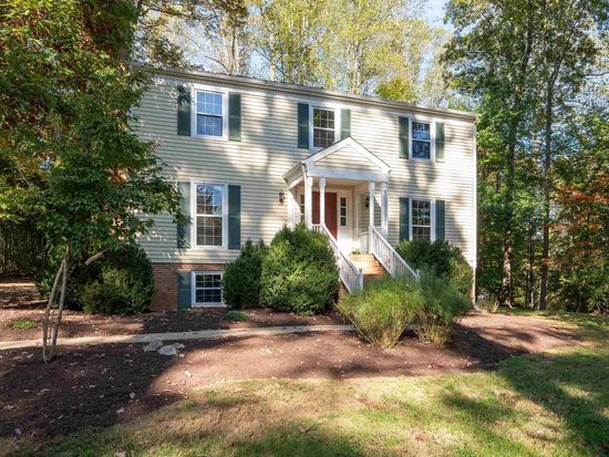 600 Carrsbrook Dr, Charlottesville, VA 22901