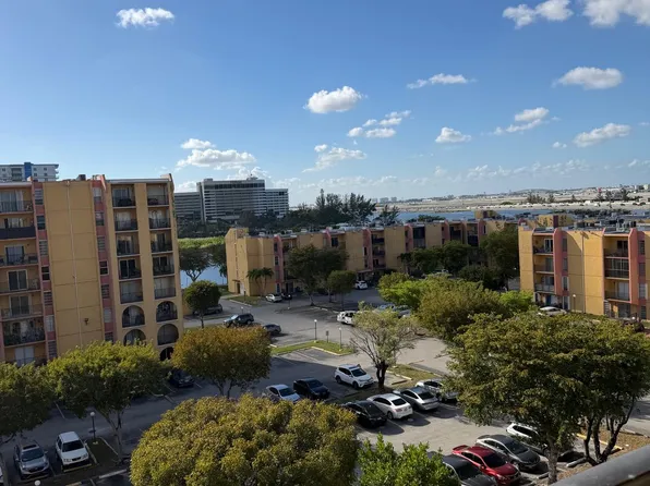 4717 NW 7th St, Miami, FL