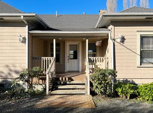 1734 Old Arcata Rd, Bayside, CA 95524