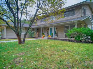 2605 W Kent Dr, Carbondale, IL 62901