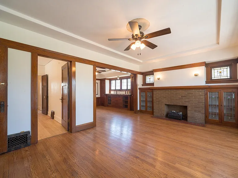 2372 N Bremen St — Photo 28