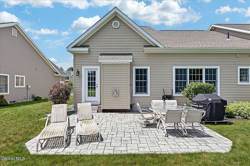 3rd image of 66 Averill Avenue