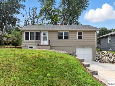 4663 B St, Omaha, NE, 68106