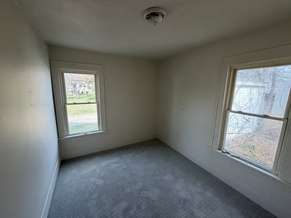 1119 E 6th St, Monroe, MI 48161