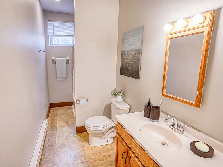 1028 Tippecanoe St — Photo 3
