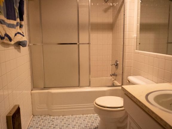 5th image of 1805 Park St