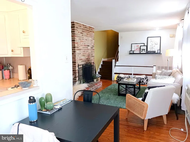 1510 Lombard St #3 — Photo 5