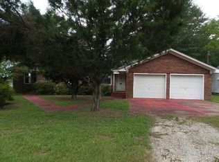 104 Mintz Ln, Cantonment, FL 32533