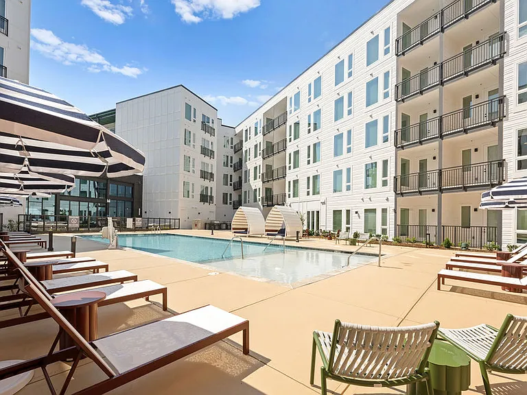 Sorella Apartments — Photo 20