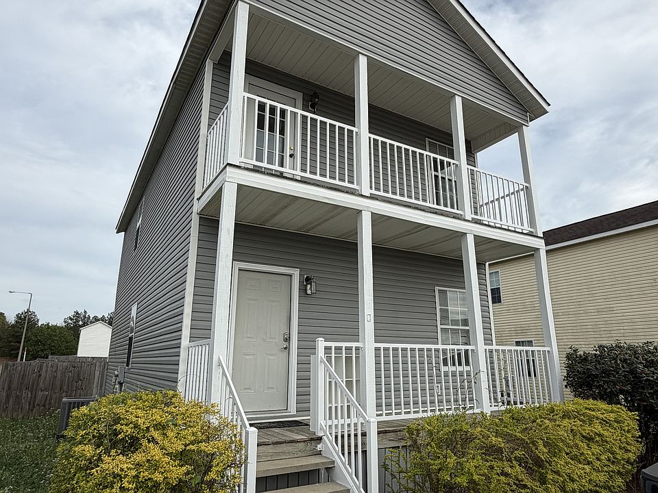 1st image of 330 Mallory Ln