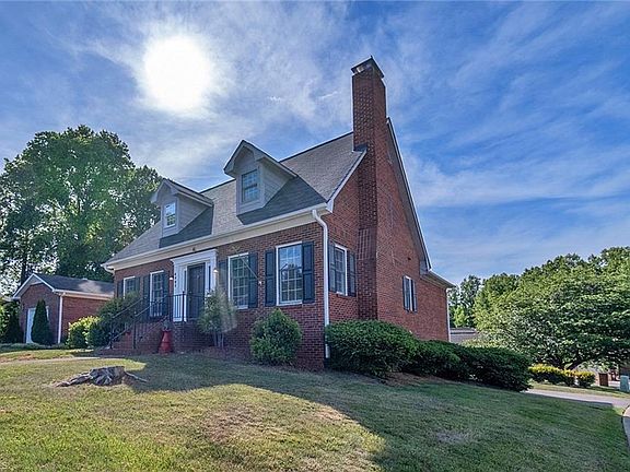 2nd image of 4301 Hampton Club Ct