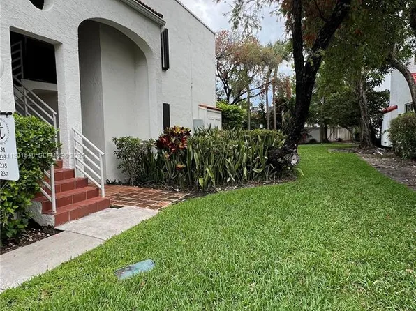 3578 Magellan Cir #2373, Aventura, FL 33180