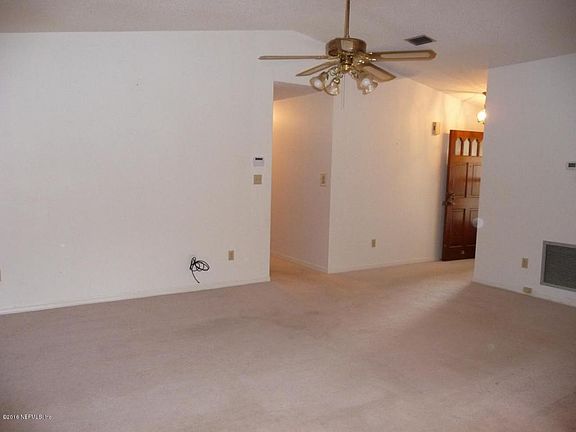 4th image of 7016 Foxwood Ln