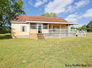 7290 E Sheringer Rd, Ravenna, MI 49451