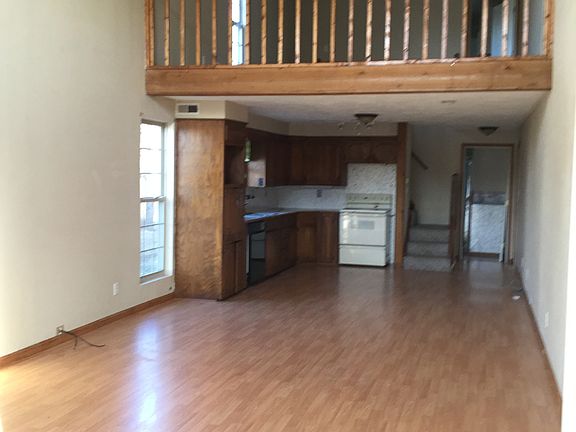 Livingroom kitchen_02172015