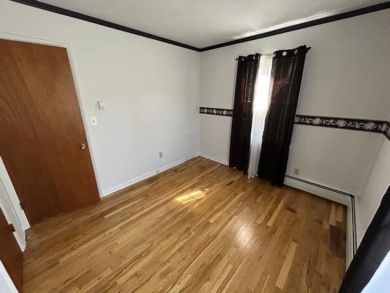 1013 E Park Ave — Photo 16