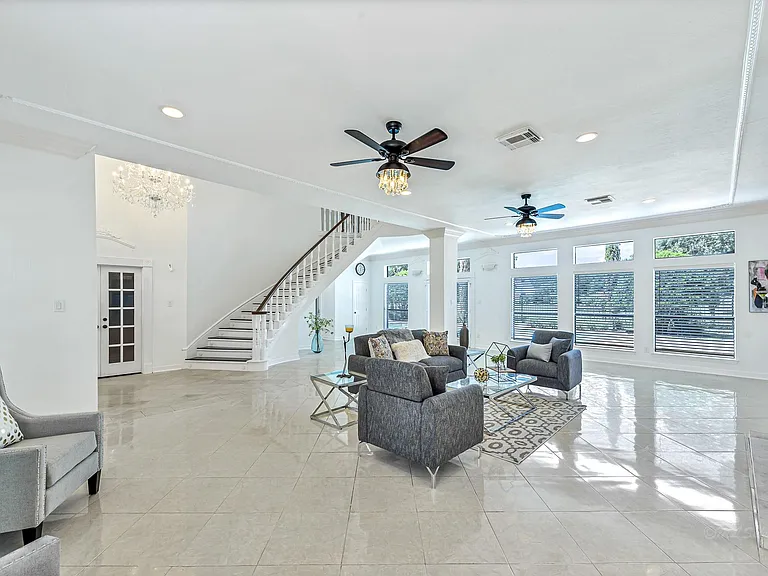 21410 Ganton Dr — Photo 10