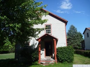 75 Riverside Dr, Lanesville, NY 12450