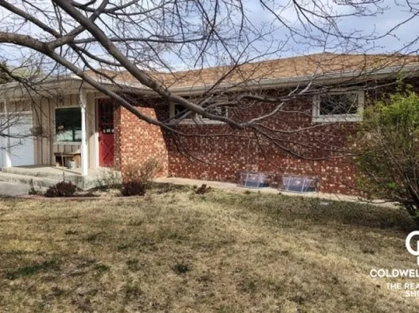 701 E Fair St, Garden City, KS 67846