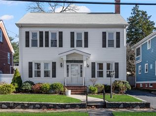 321 Cole Ave, Providence, RI 02906