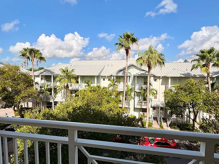 Private Balcony - 3rd Floor