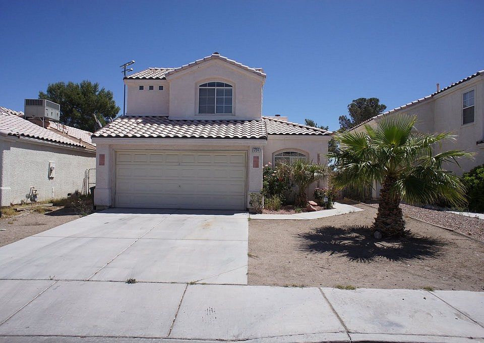 1st image of 1724 Leaning Pine Way