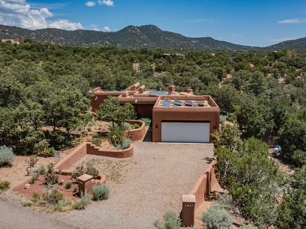 32 Puye Rd, Santa Fe, NM 87505