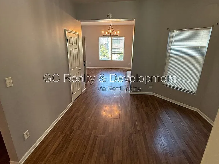 6620 S Drexel Ave #2 — Photo 10
