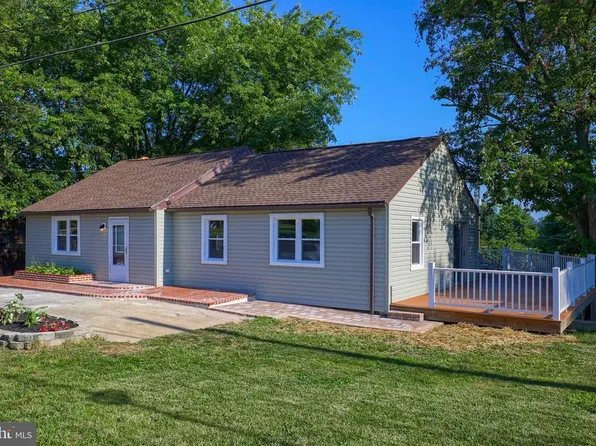 733 Mumper Ln, Dillsburg, PA 17019