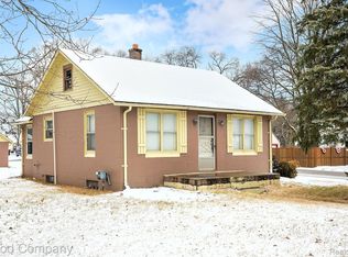 1295 E Auburn Rd, Rochester Hills, MI 48307