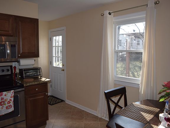 Kitchen to rear yard