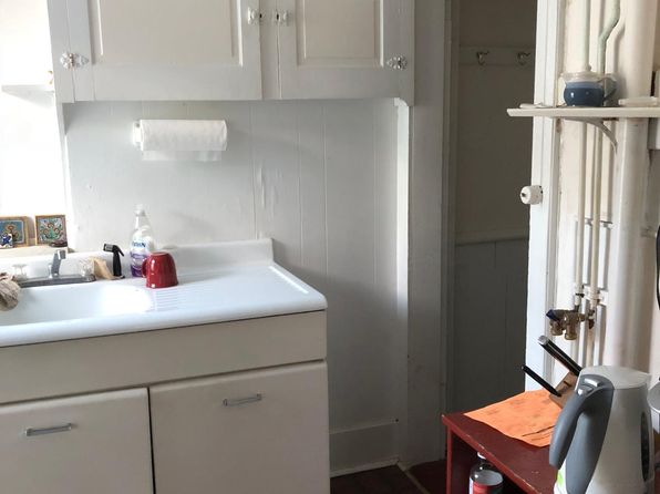 223 Summer St #1A, Saint Johnsbury, VT 05819