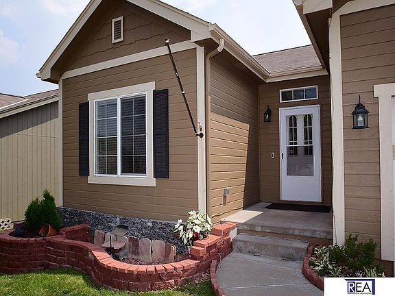 2nd image of 13517 S 14th Cir