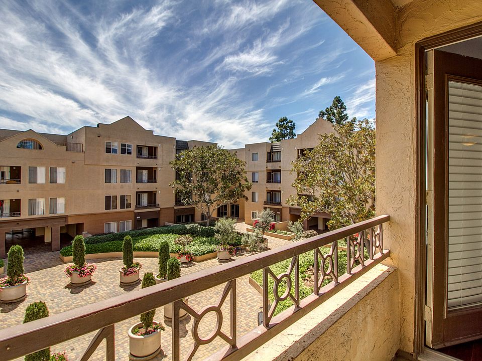 1st image of 8889 Caminito Plaza Centro Unit 7307