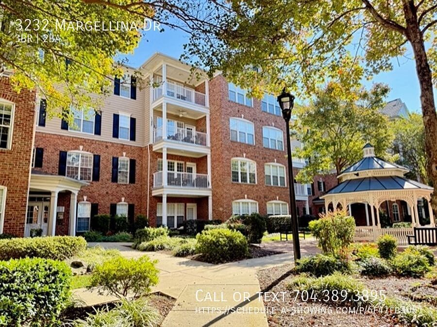 1st image of 3232 Margellina Dr