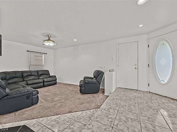 5th image of 10124 Hermit Rapids Ave
