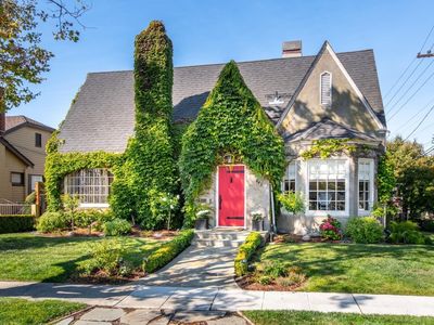 843 Crossway Rd, Burlingame, CA, 94010