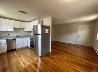 184 Broadway St APT 3, Wakefield, MA 01880