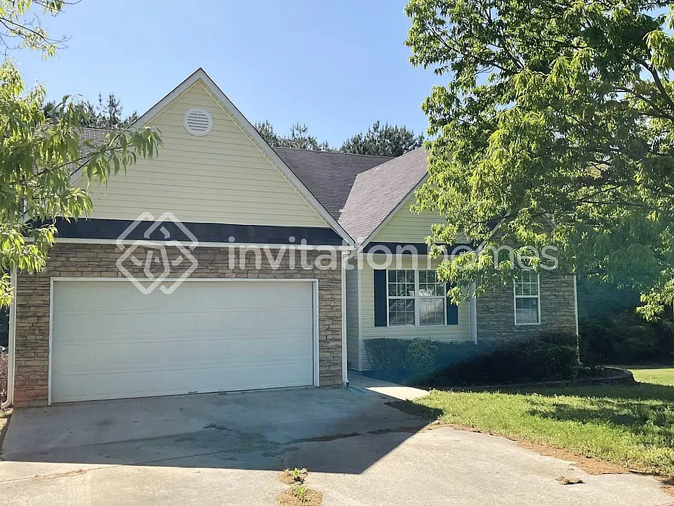 286 Rockingham Dr