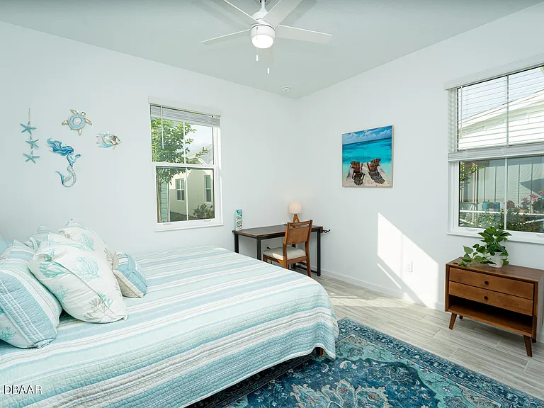 375 Latitude Dr — Photo 16