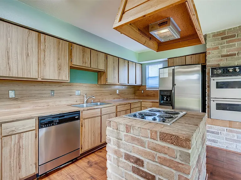 946 Mesa Terrace Dr — Photo 9