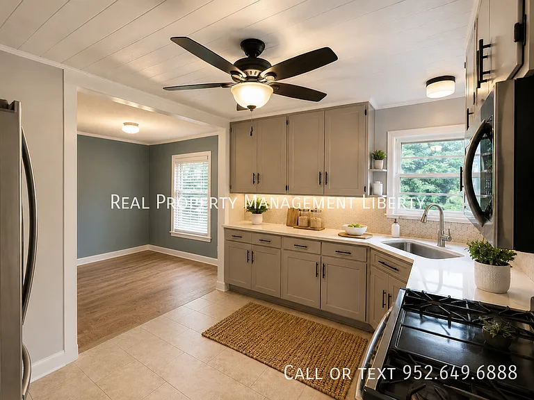 5201 W 28th St — Photo 5