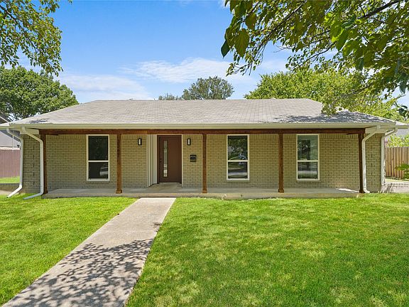 2nd image of 3347 Royal Ln